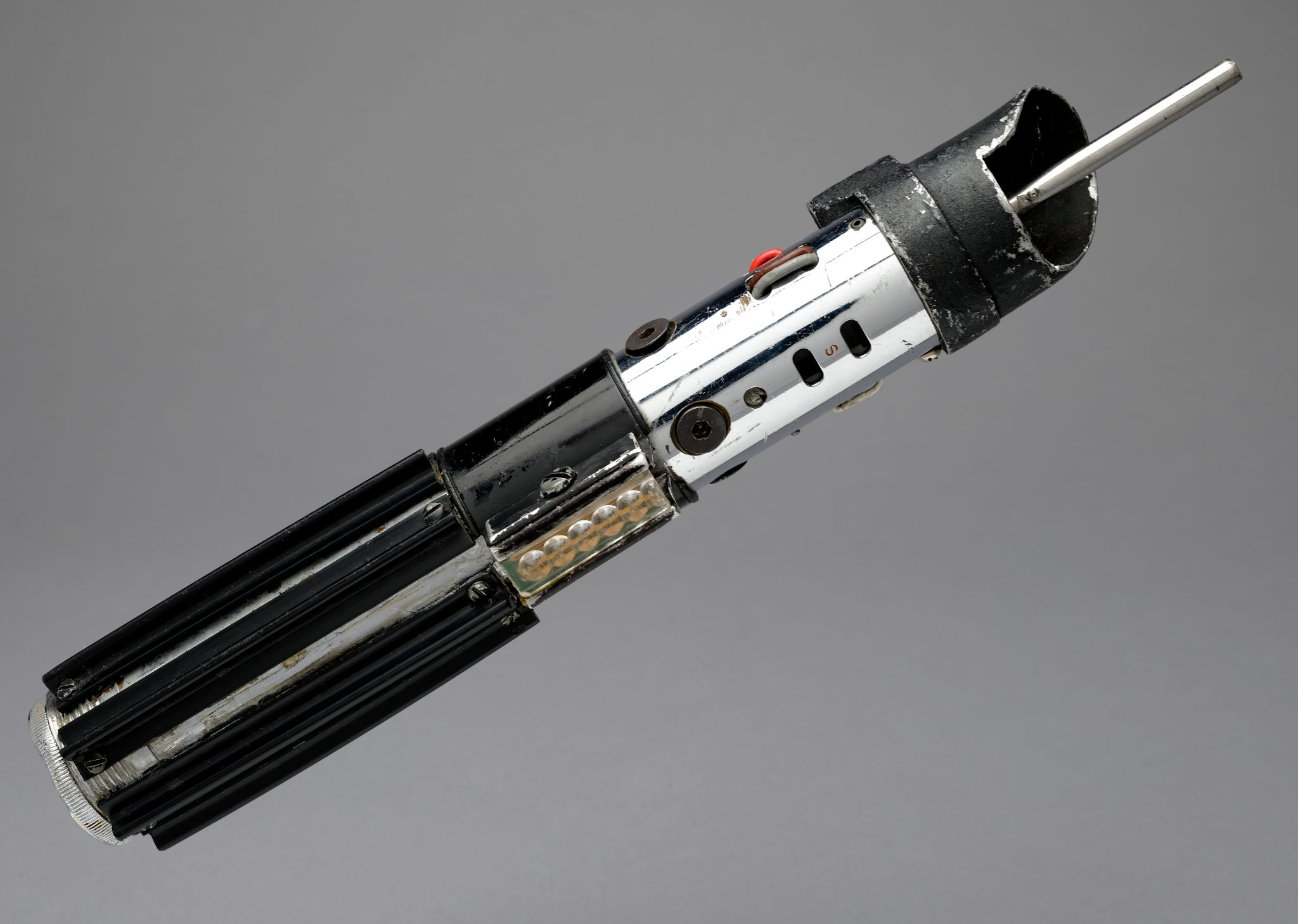 Propstore Darth-Vaders-Lightsaber